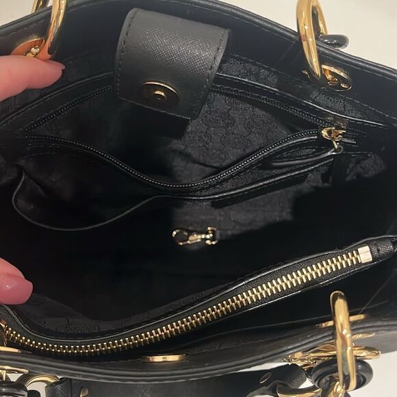 Michael Kors Cynthia Medium Black Satchel - Picture 4 of 7